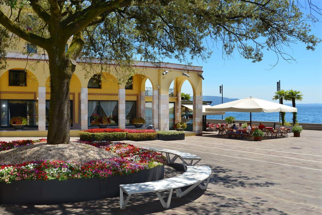 Hotel Du Lac غاردوني ريفييرا المظهر الخارجي الصورة
